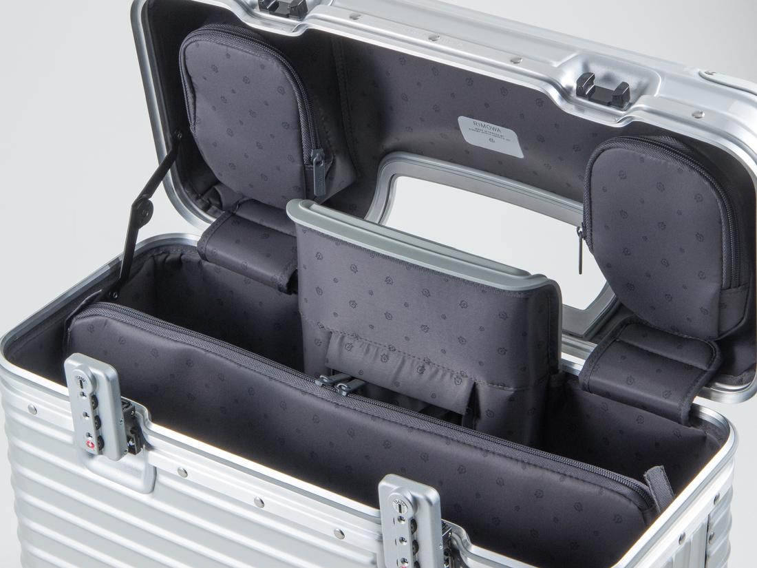 新品未使用】RIMOWA リモワ Origimal オリジナル 新型 Pilot 新品未使用】RIMOWA リモワ Origimal オリジナル 新型 Pilot