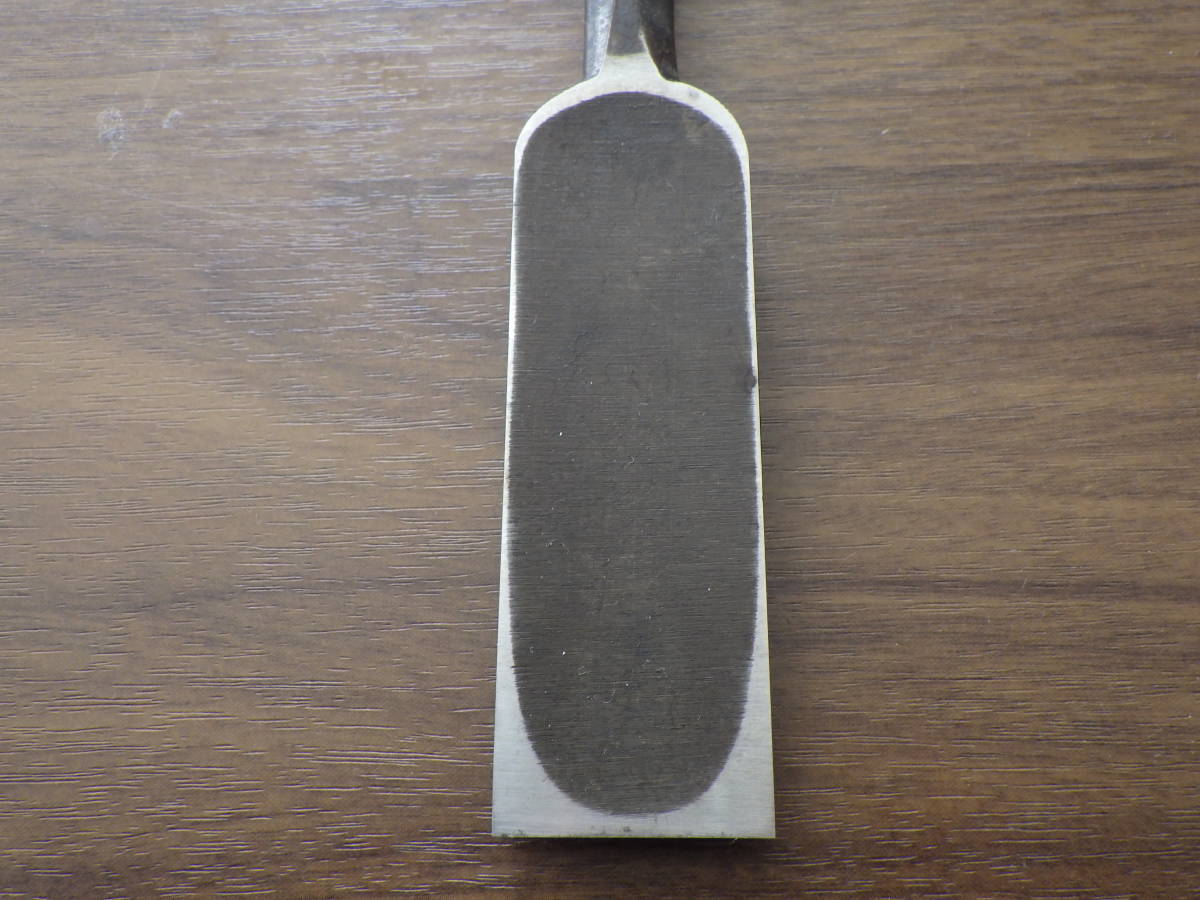 未使用長期保管品 叩き鑿 銘「み 義弘」刃幅1寸(3㎝) 検追い 未使用長期保管品 叩き鑿 銘「み 義弘」刃幅1寸(3㎝) 検追い