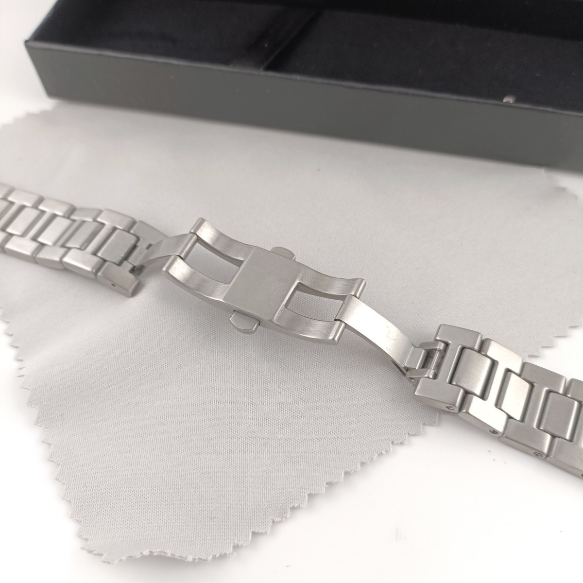 20mm マットタイプ腕時計 凹型 社外品 ブレスレット シルバー 【対応】カルティエ パシャ38_画像6
