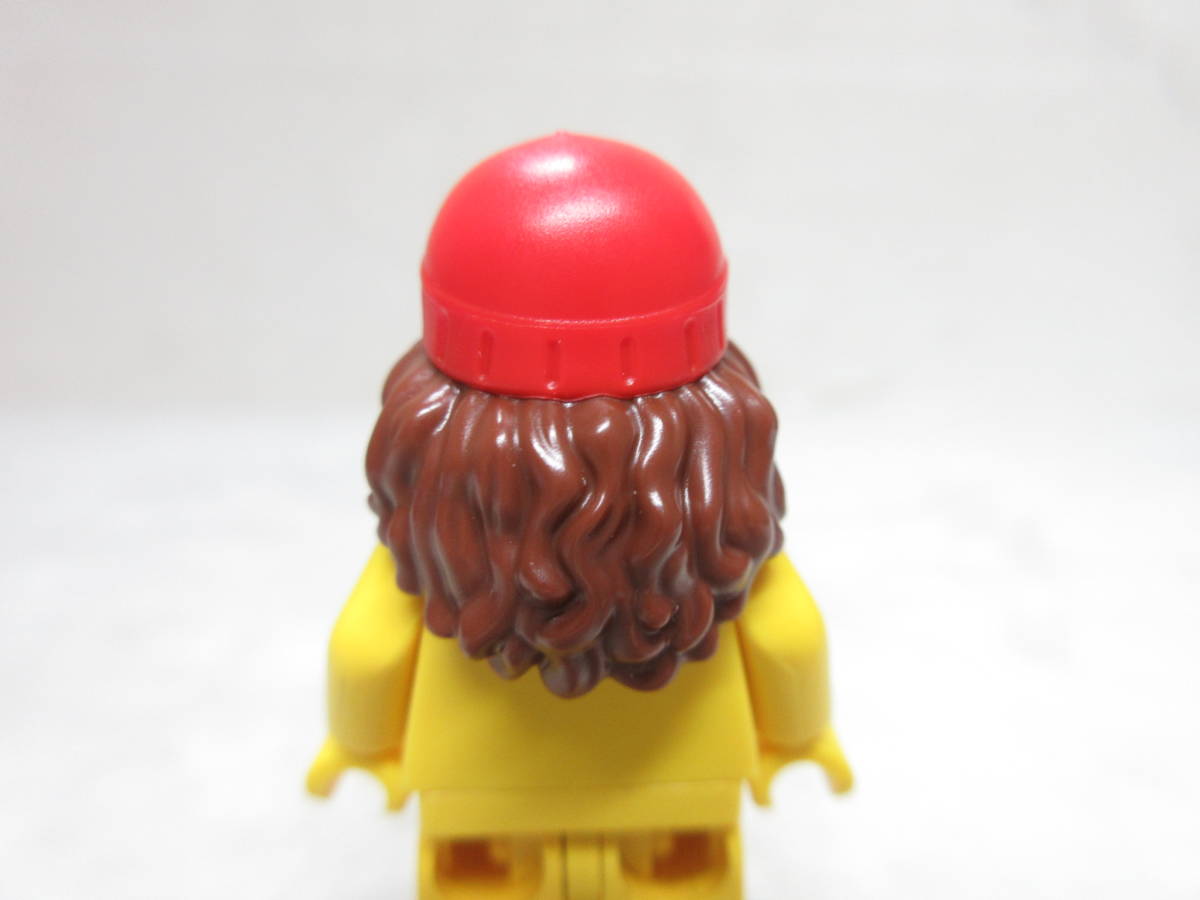 LEGO★66 正規品 未使用 髪の毛付き ヘルメット 帽子 被り物 同梱可能 レゴ シティ ミニフィグ 男の人 女の人 子供 男の子 女の子_画像3
