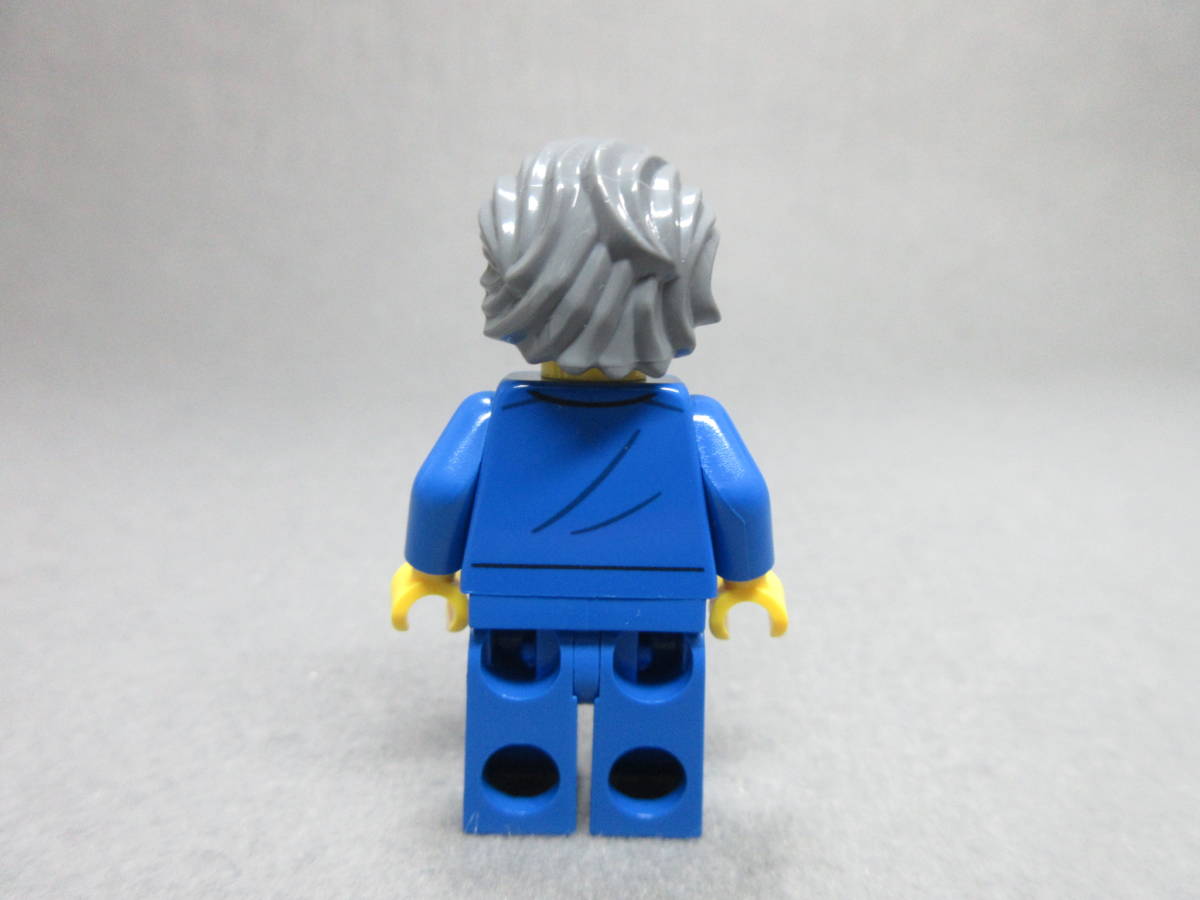 LEGO★472 正規品 街の人 ミニフィグ 同梱可能 レゴ ミニフィギュア シティ 男性 女性 デパート 家 公園 遊園地 レストラン 学校 先生_画像2