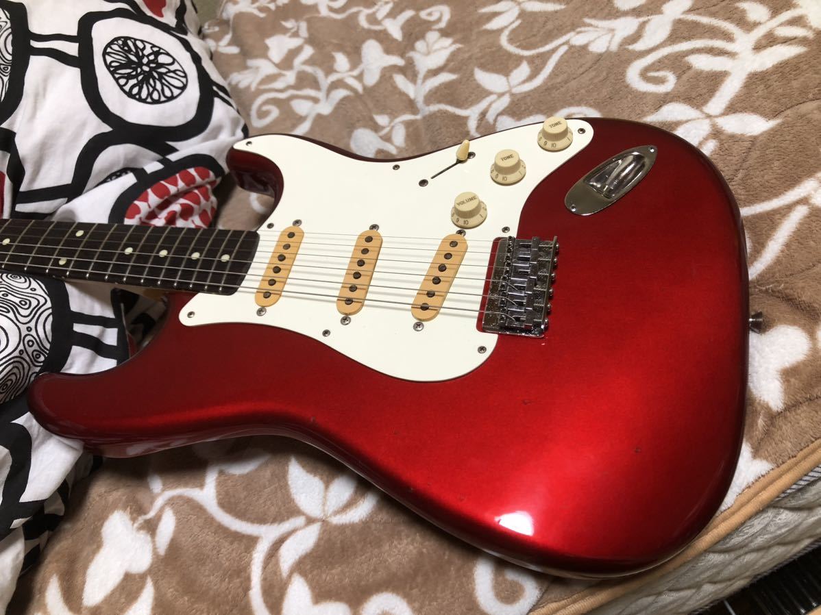 希少 Fender Japan ST62-48 ハードテイル 1990年 フジゲン製 ストラトキャスター キャンディアップルレッド フェンダー ジャパン シリアル_画像2