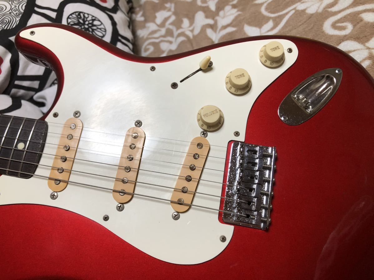 希少 Fender Japan ST62-48 ハードテイル 1990年 フジゲン製 ストラトキャスター キャンディアップルレッド フェンダー ジャパン シリアルの画像3