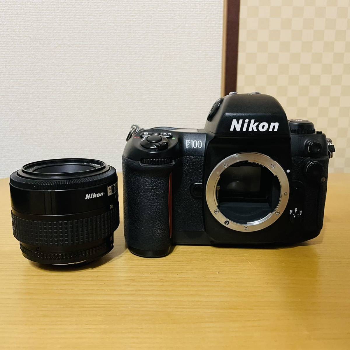 ニコン Nikon F100 フィルム一眼レフカメラ ボディ レンズ Nikon AF NIKKOR 35-70mm_画像1