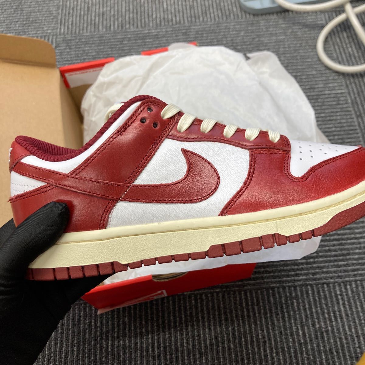 & Nike Dunk Low PRM Team Red and White men 24cm 【未使用】_画像6