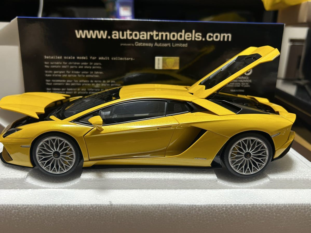 オートアート 1/18 ランボルギーニ アヴェンタドール s Lamborghini AVENTADOR s YELLOW 79132 AUTOart_画像2