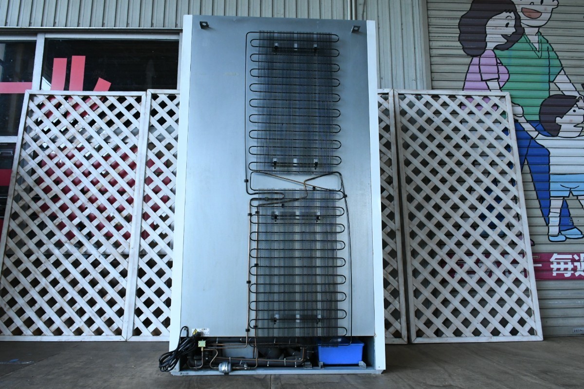 PL3EK15 東芝 TOSHIBA 冷蔵ロッカー 2列8室 W100cm H177cm 鍵付き コールドロッカー 業務用 冷蔵庫 コインロッカー 動作確認済み の画像9
