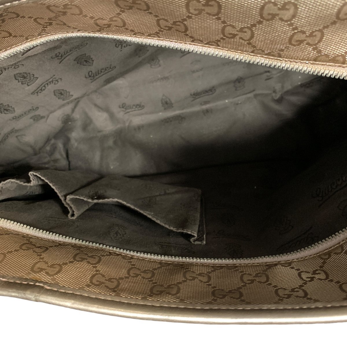 ◆中古品◆GUCCI グッチ 211137 トートバック 男女兼用 メタリック ピンクゴールド ＧＧ柄 (角スレあり) バッグ Q53369NA_画像4