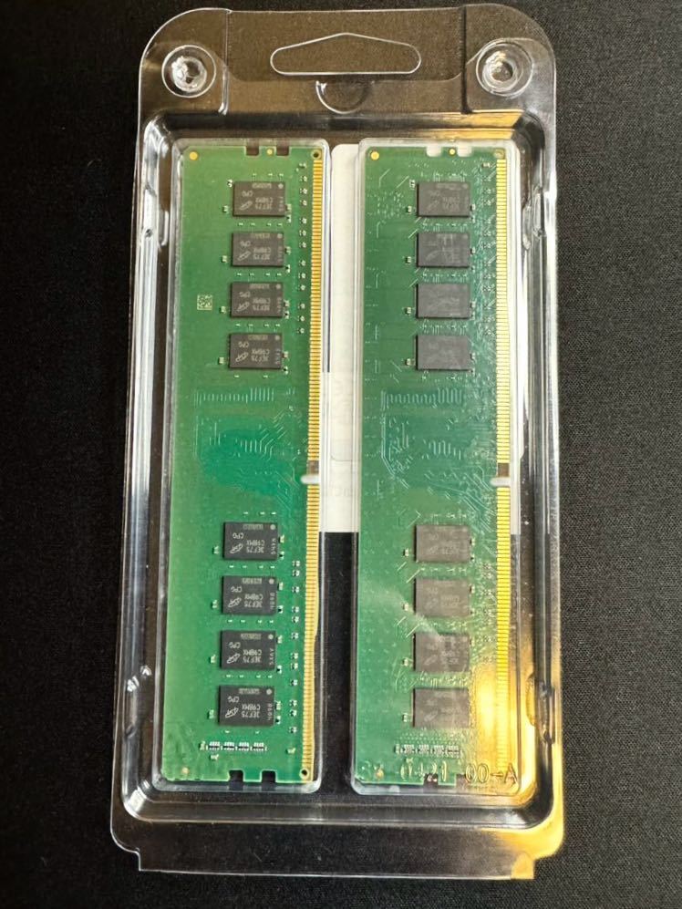 【未使用】64GB Crucial by Micron DDR4 3200 デスクトップ用　メモリ　32GBx2_画像2
