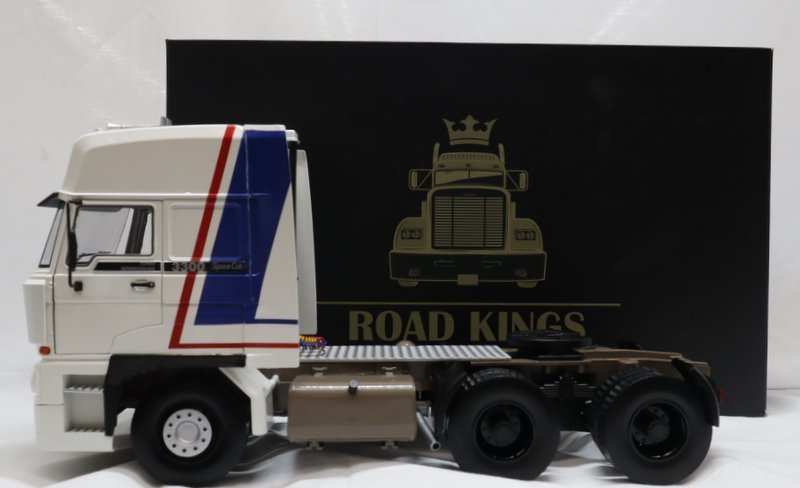 *[ROAD KINGS/ Road King ] DAF3300 Space Cab 1982 RK180091 1/18 /ab4437