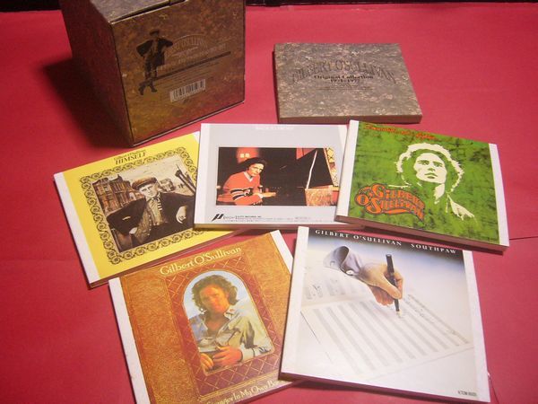 【限定ボックス】CD 5枚組 ギルバート・オサリバン 初期作品 豪華ブックレット ボーナスCDS 極上ポップ ベスト盤だけでは勿体ない SSW_画像6