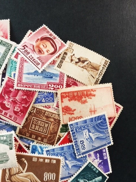 戦後記念切手　未使用ロット　100枚以上　1946年～1960 年発行_画像2