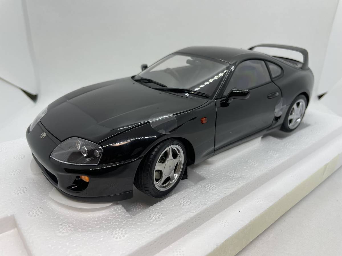イグニッションモデル】 1/18 マツダ RX-8 (SE3P) RE 雨宮 イグニッションモデル】 1/18 マツダ RX-8 (SE3P) RE 雨宮