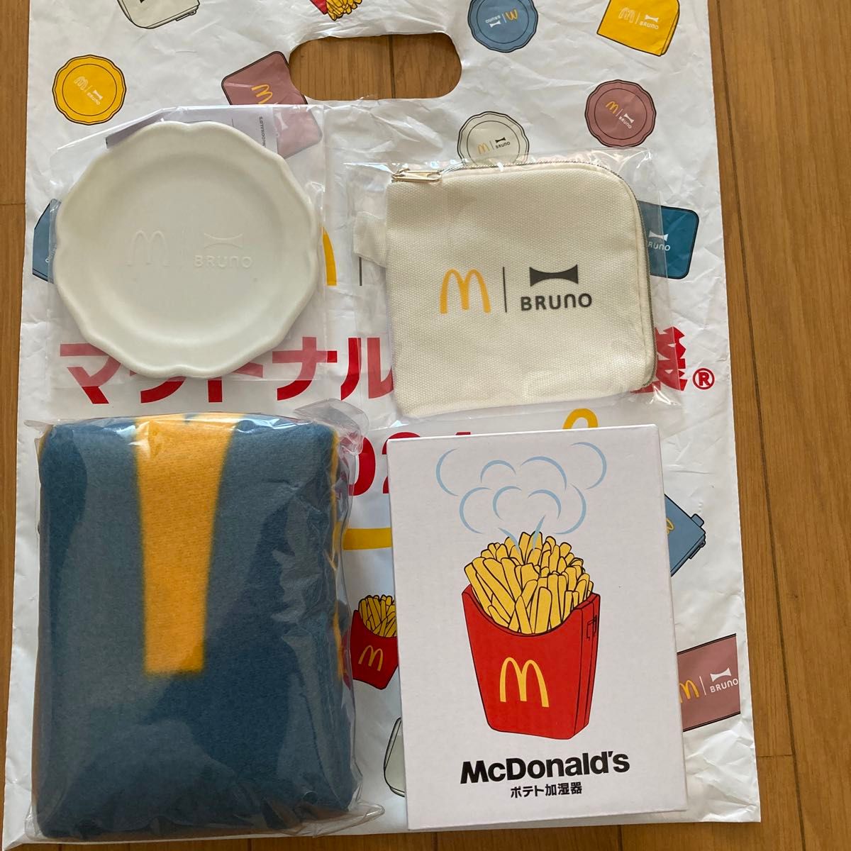 マクドナルド 福袋2024 BRUNO マック　グッズのみ