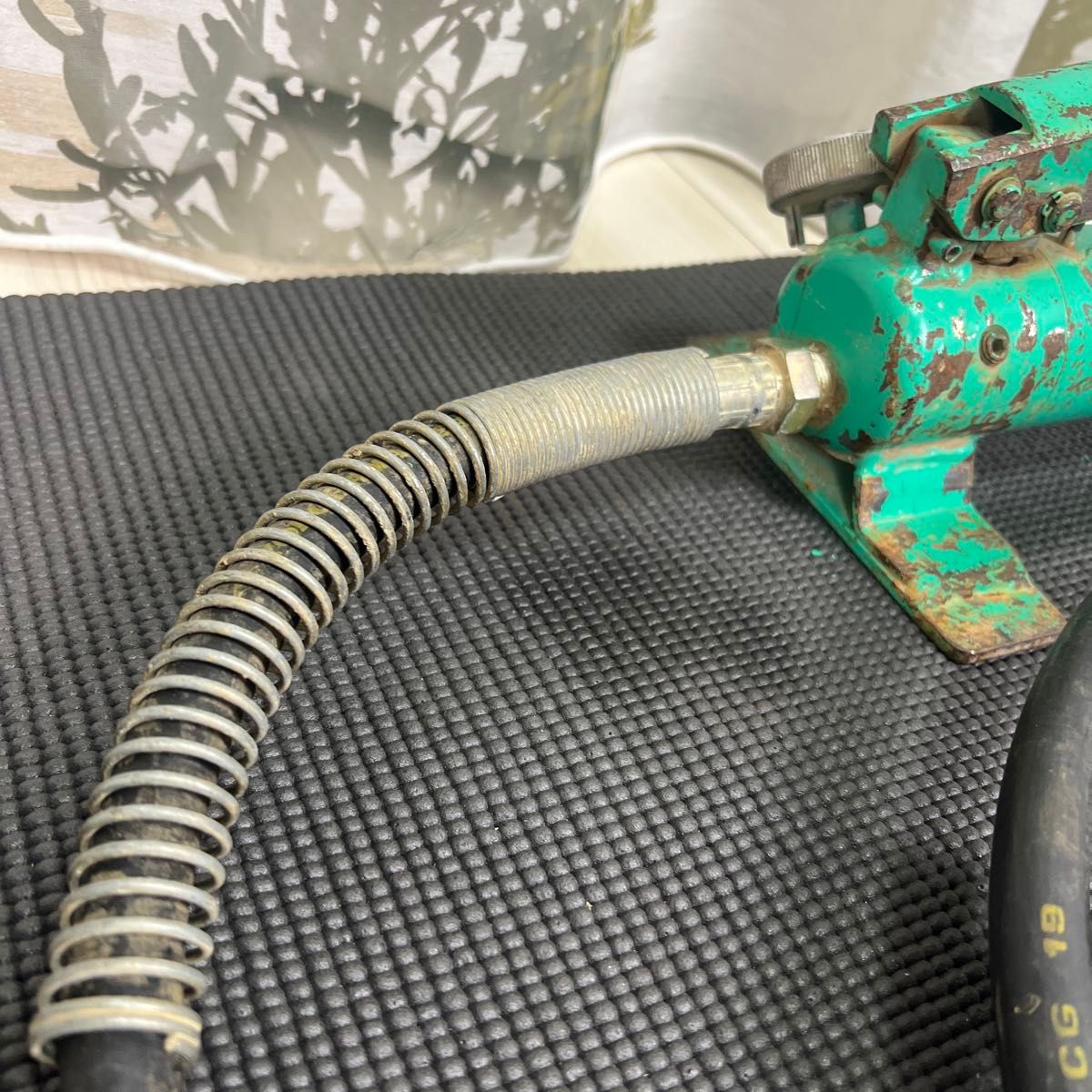 中古 亀倉精機 油圧 圧着機 パイプ断水機 EP-700|Yahoo!フリマ 中古 亀倉精機 油圧 圧着機 パイプ断水機 EP-700|Yahoo!フリマ