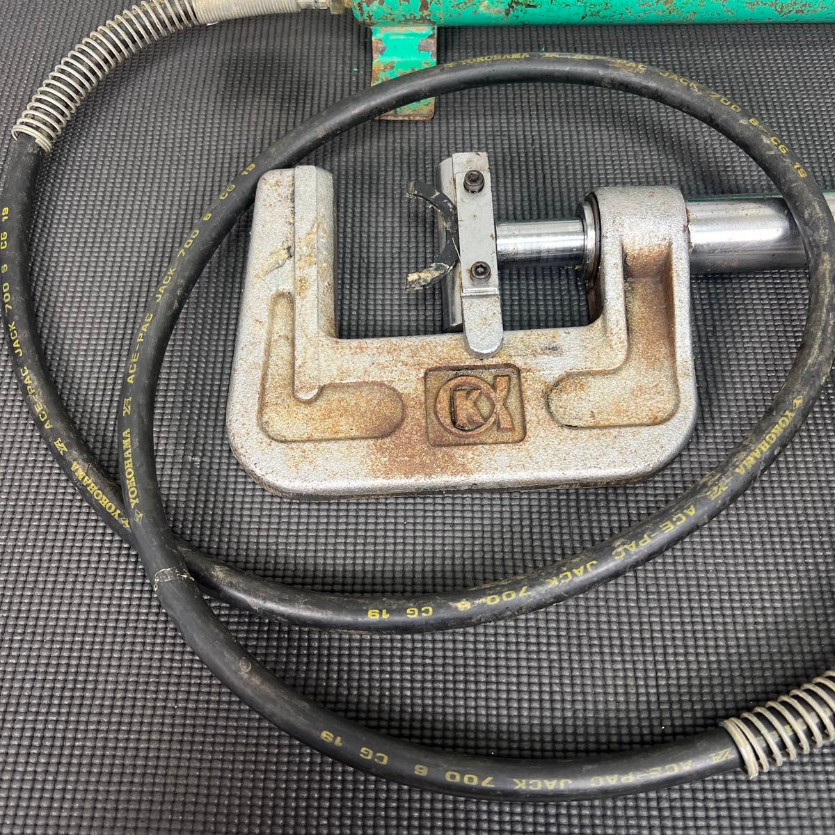 中古 亀倉精機 油圧 圧着機 パイプ断水機 EP-700|Yahoo!フリマ 中古 亀倉精機 油圧 圧着機 パイプ断水機 EP-700|Yahoo!フリマ