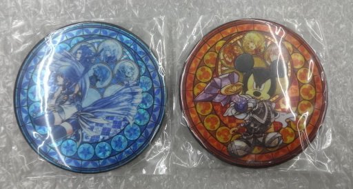 * inside unopened KINGDOM HEARTS Kingdom Hearts can badge collection aqua king Mickey BbS can badge tent gram stained glass goods 