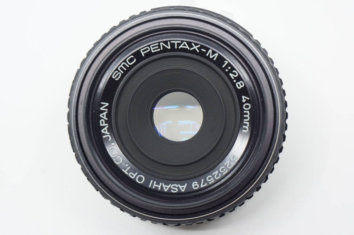 美品 SMC PENTAX-M 40mm F2.8 パンケーキレンズ PENTAX ペンタックス 薄型レンズ Kマウント_画像2