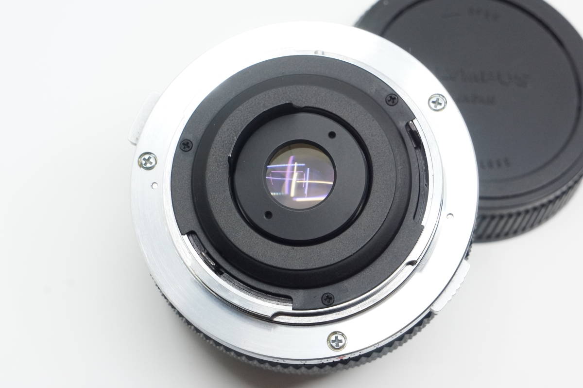 極美品 オリンパス G.ZUIKO AUTO-W 28mm F3.5 メタルフード 前後レンズキャップ付き OLYMPUS Gズイコー 広角 単焦点レンズの画像6