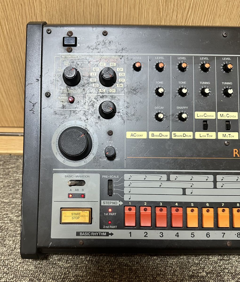 1円スタート　Roland TR-808 リズム　COMPOSER 通電確認済み現状ジャンク品_画像5