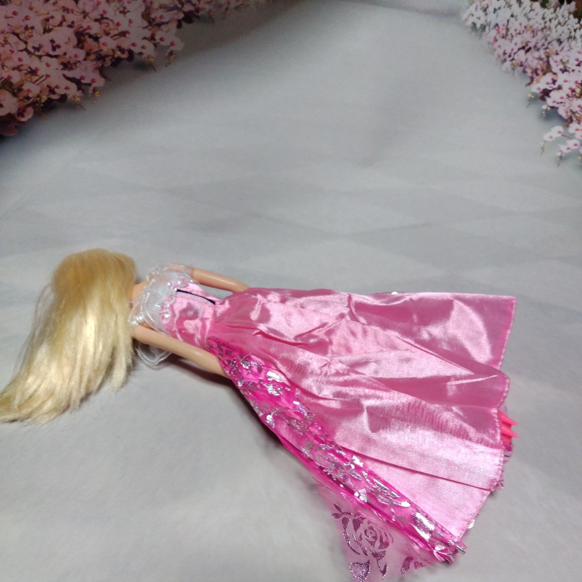 バービー人形　ピンクのロングドレス_画像10
