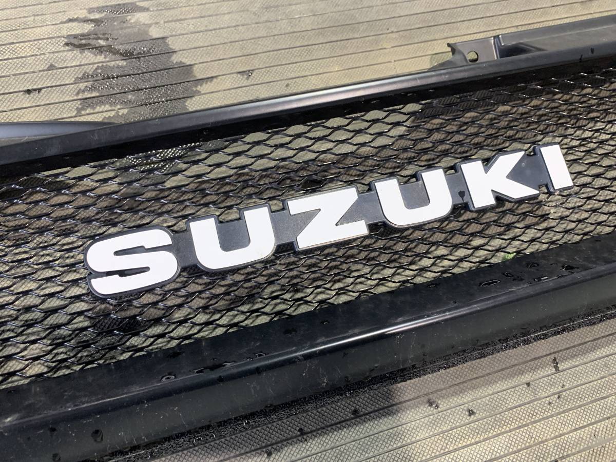 ★ jb23 スズキ ジムニー用 クラシックグリル メッシュグリル フロントグリル SUZUKI 旧ロゴ ★_画像2