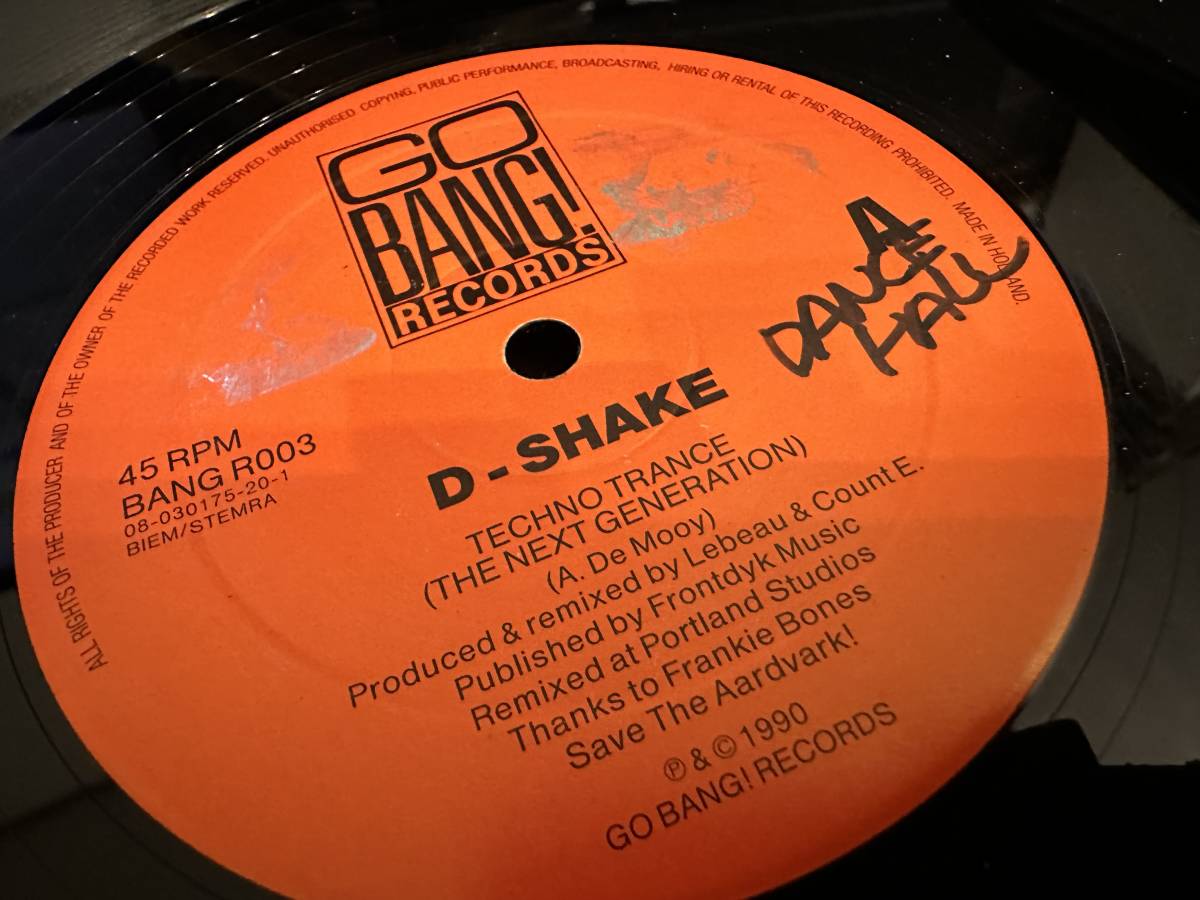 12”★D-Shake / Techno Trance (Remix) / ユーロ・テクノ・クラシック！_画像1