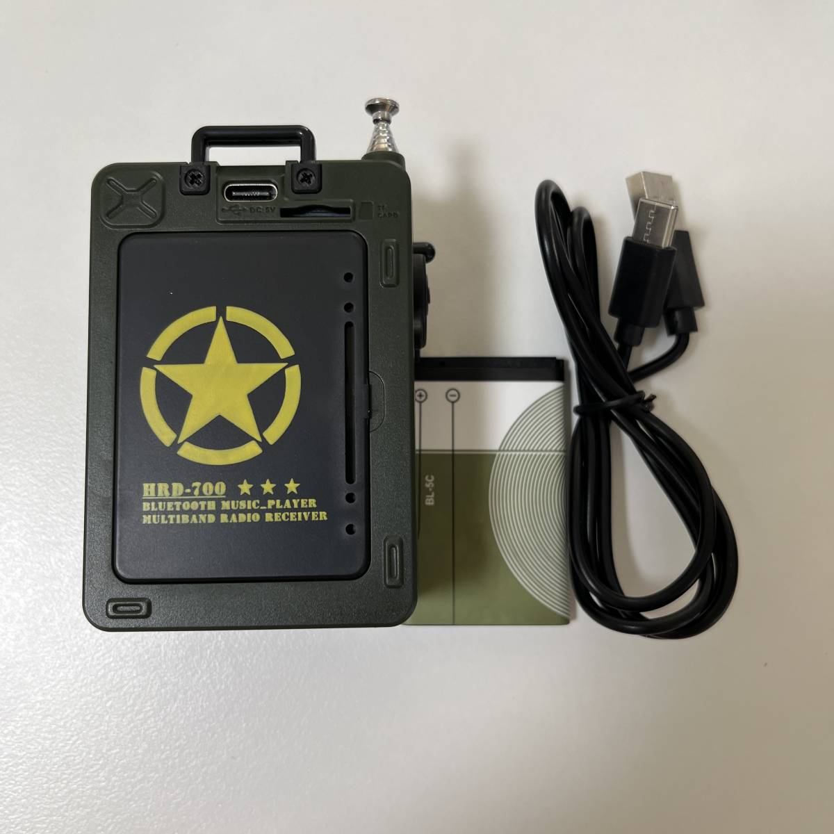 【未使用】HanRongDa LM1797 Bluetoothスピーカー 小型BCLラジオ MicroSDカード対応 FM/AM/短波/ワイドFM対応 充電式 MP3レトロ HRD700_画像2