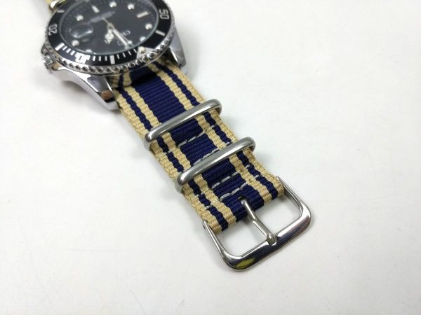  нейлоновый милитари ремешок nato модель текстильный ремень наручные часы бежевый X темно-синий полоса 22mm