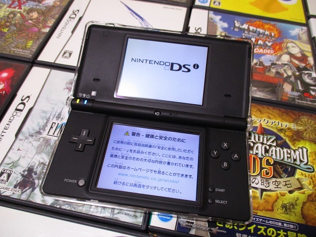 任天堂/Nintendo/ニンテンドー DSi 本体 ブラック ソフト15枚セット ドラクエ　ファイナルファンタジーなど　動作確認済 _画像2