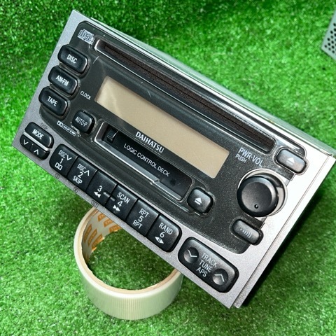 ダイハツ　CD　カセット　プレイヤー　86180-97210　オーディオ　カーステ　現状品_画像6