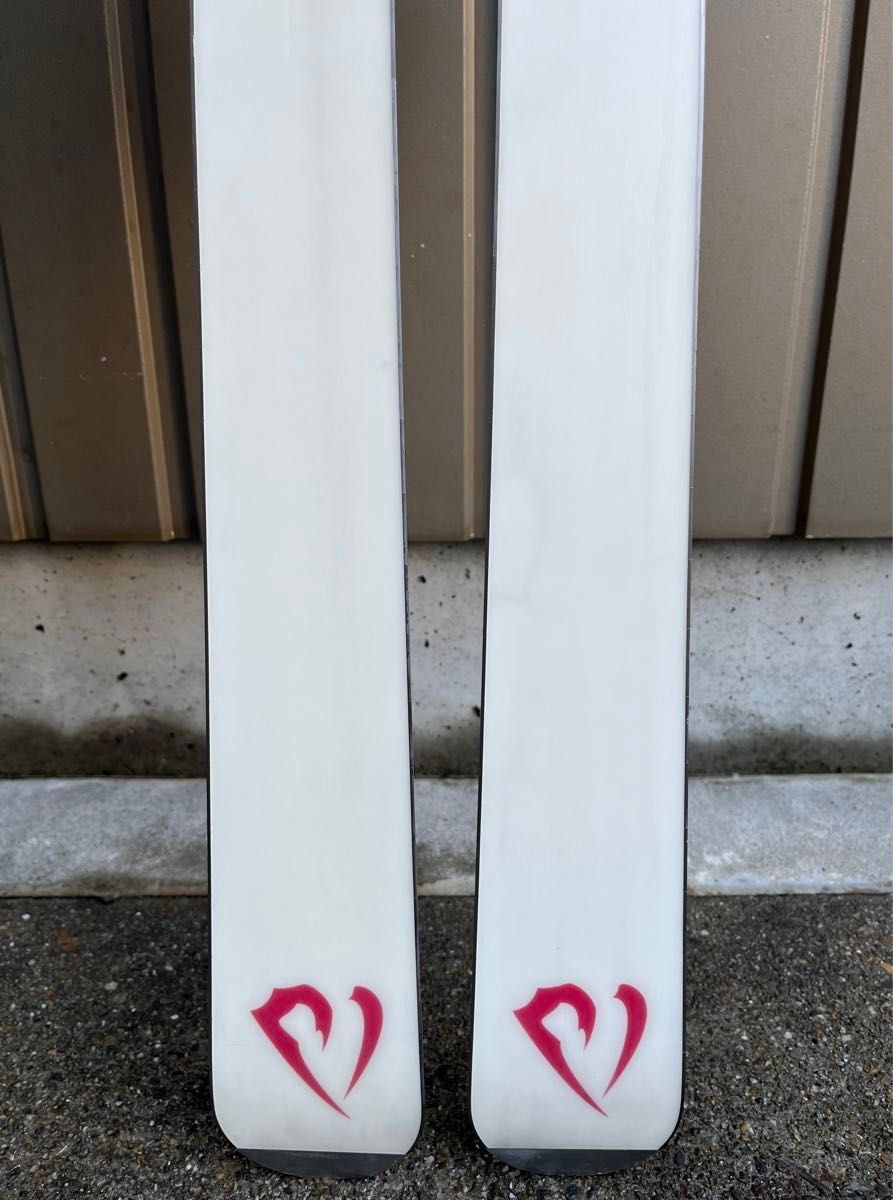ID one (アイディーワン) MR-D 166cm モーグルライド スキー板 ID one (アイディーワン) MR-D 166cm モーグルライド スキー板