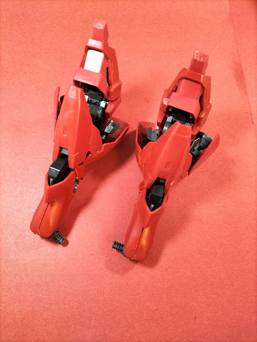 E-2233　RG 1/144 サザビー　 部品取り ジャンク ガンダム ガンプラ　_画像1