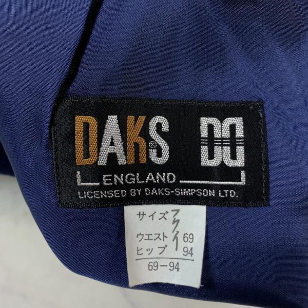 DAKS ダックス ウール系タイトスカート ネイビー カジュアル ブランドロゴチャーム付き バックセンタースリット入り L C8278の画像8