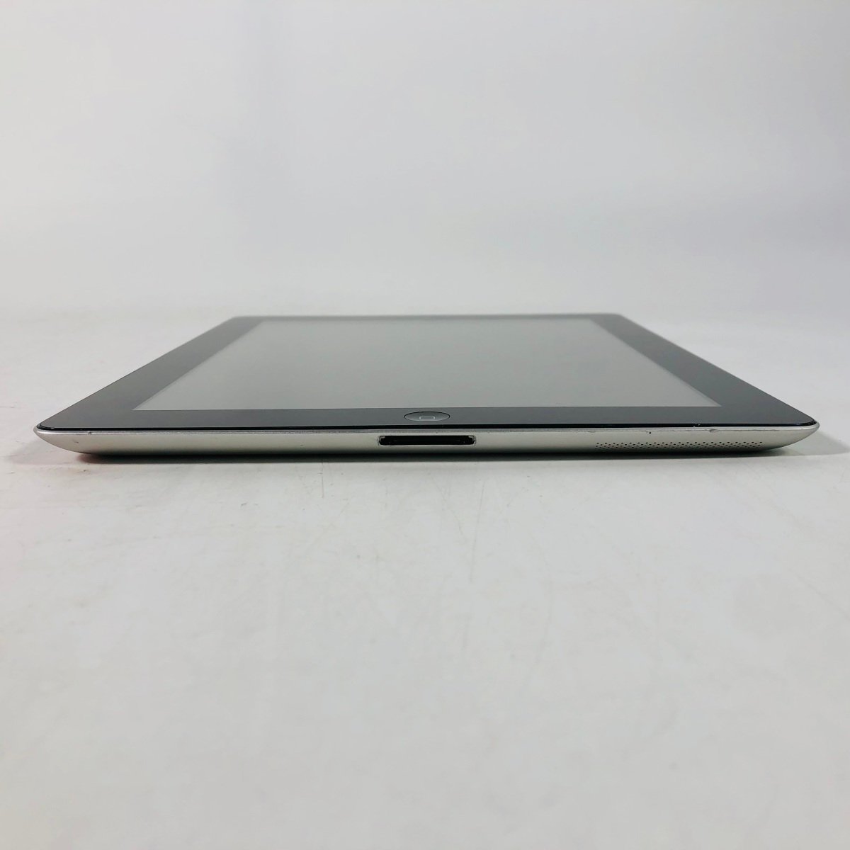 iPad 第3世代 Wi-Fiモデル 64GB ブラック MC707J/A_画像5