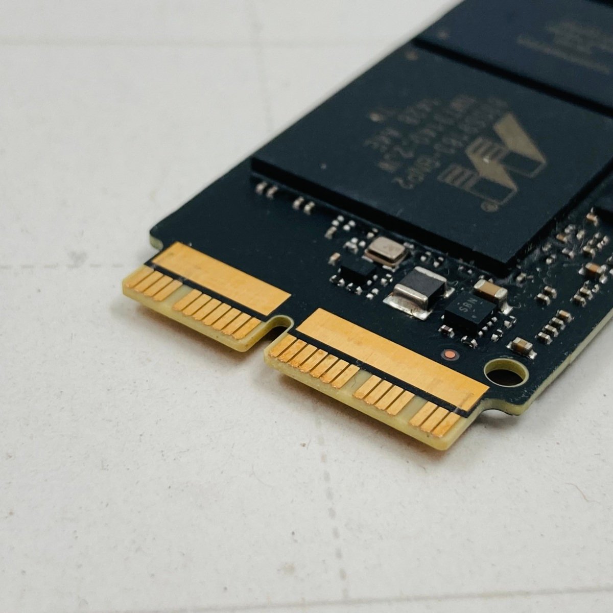 動作確認済み Apple純正 高速版 PCIe 3.0x4対応 APPLE SSD 121GB (MacBook Pro Retina， MacBook Air，Mac Pro) 消去済みの画像3