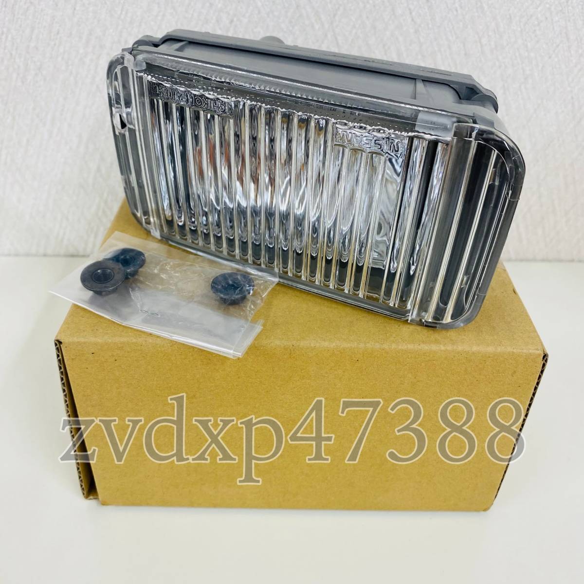 【新品】日産 NISSAN 純正 フェアレディＺ用 『フロント』フォグランプ Assy『右側』 のみ Z32 CZ32 GCZ32 GZ32 HZ32_画像1