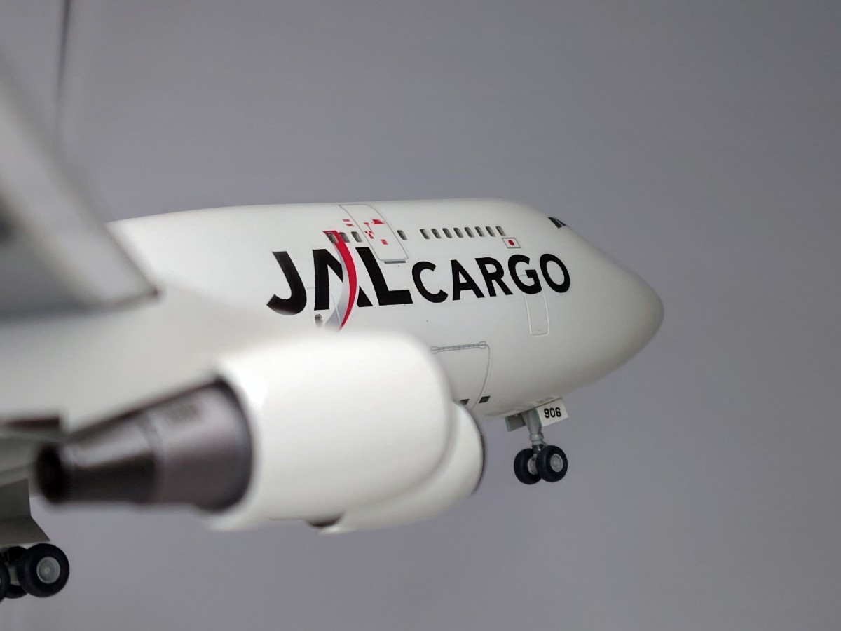 1/200 BOEING 747-400 JAL CARGO JA8906　ハセガワキット組み立て塗装完成品_画像7
