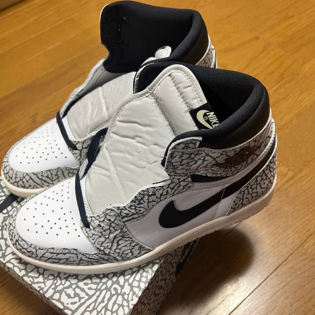ナイキ エアジョーダン1 ハイ OG ナイキ エアジョーダン1 ハイ OG