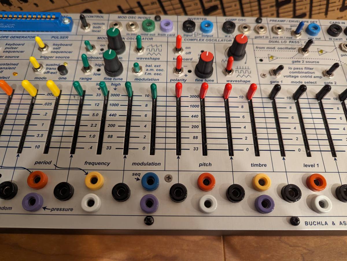 Buchla Easel Command アナログ・モジュラーシンセサイザー _画像3