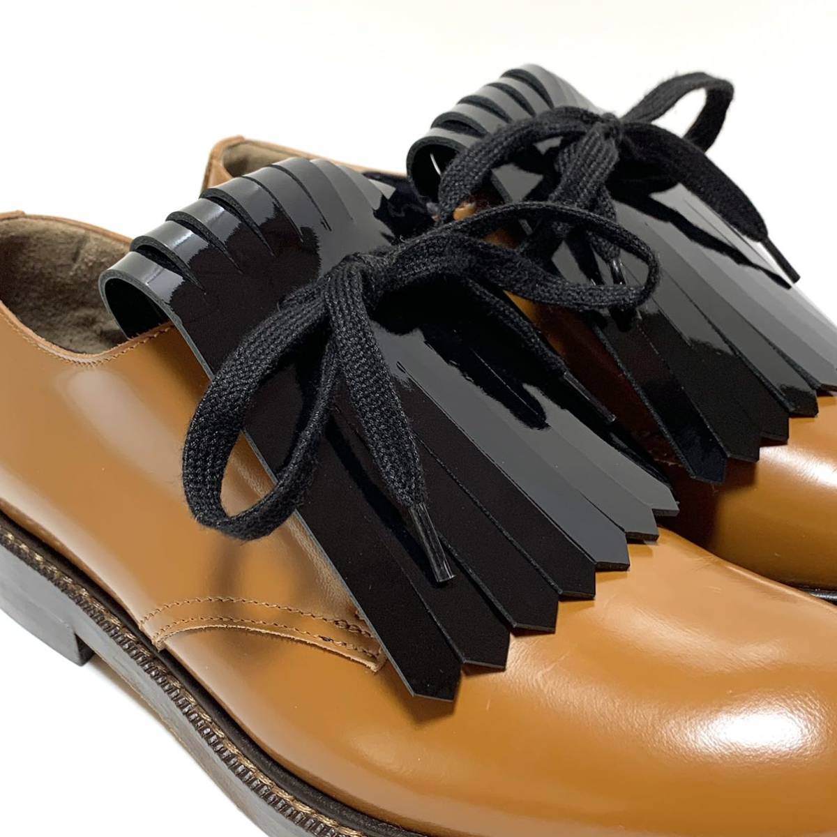 2019.06.24,
![未使用 マルニ MARNI エナメル フリンジ レザー ダービー 未使用 マルニ MARNI エナメル フリンジ レザー ダービー