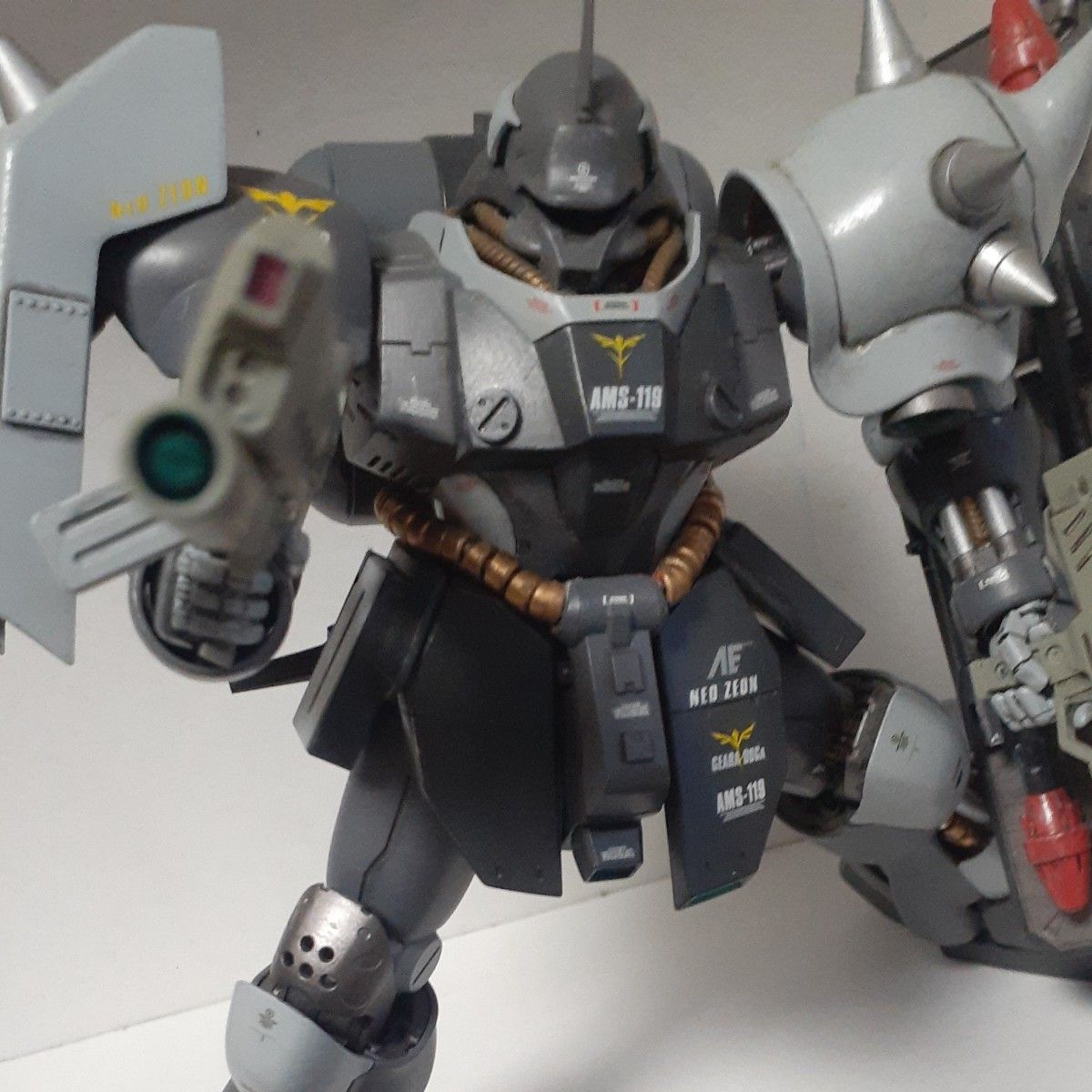 MG ギラ・ドーガ全塗装完成品|Yahoo!フリマ(旧PayPayフリマ) MG ギラ・ドーガ全塗装完成品|Yahoo!フリマ(旧PayPayフリマ)