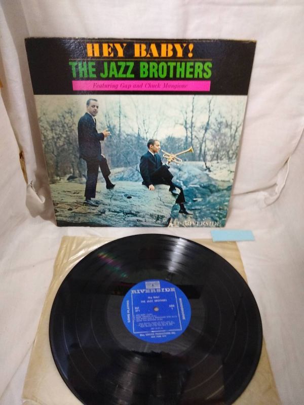 J4804　レコード【THE JAZZ BROTHERS/HEY BABY!/RLP 371】_画像1