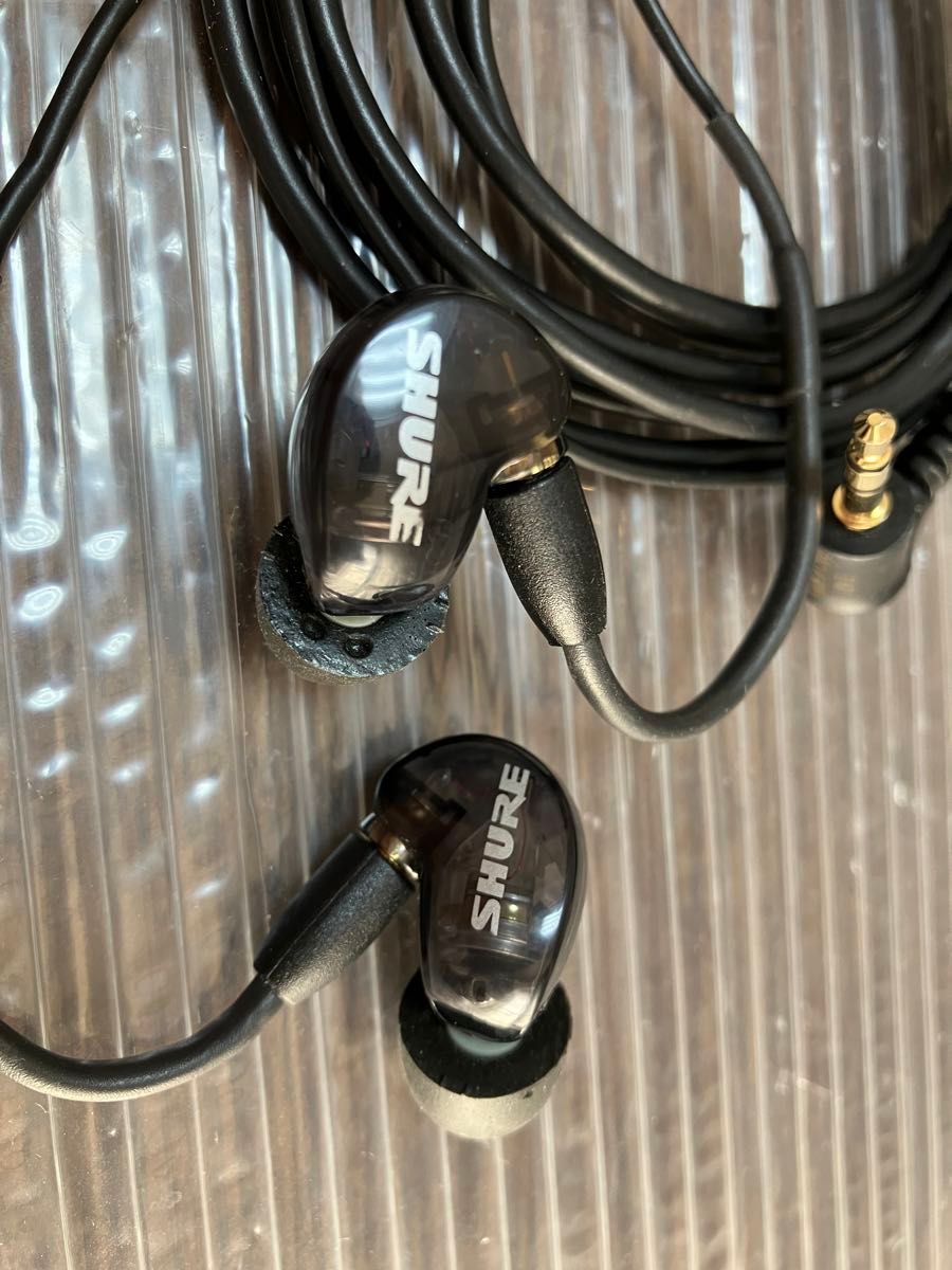 Shure SE215 高遮音性イヤホン