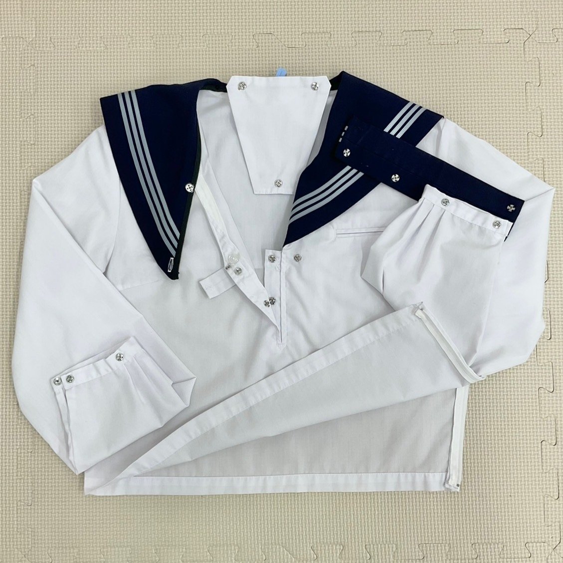 U359/T (中古) 栃木県 黒磯北中学校 女子制服4点 /校章付/160A U359/T (中古) 栃木県 黒磯北中学校 女子制服4点 /校章付/160A
