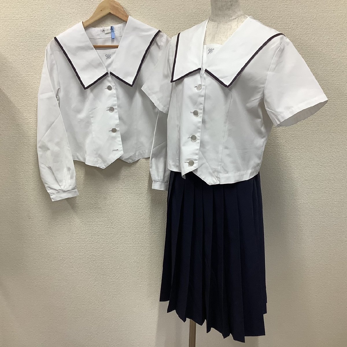 I331/Y(中古)山形県 谷地高校 女子制服3点 /L/W69/丈60/セーラー/夏スカート/変形襟セーラー/夏服/合服/中学/女子学生/制服/学生服_画像1