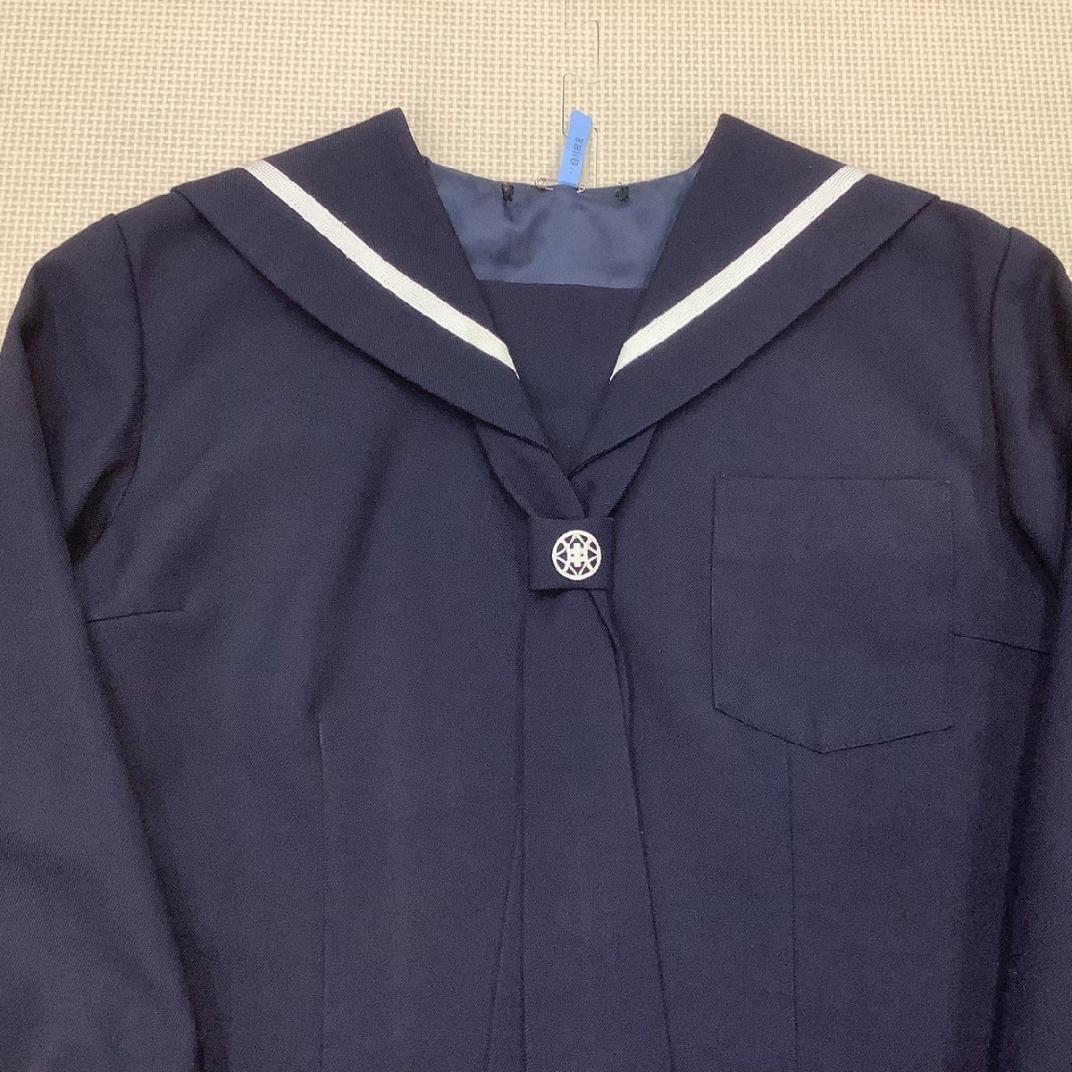 I357/Y(中古)福島県 小浜中学校 女子制服2点 /L/W65W70/丈67/8箱 I357/Y(中古)福島県 小浜中学校 女子制服2点 /L/W65W70/丈67/8箱
