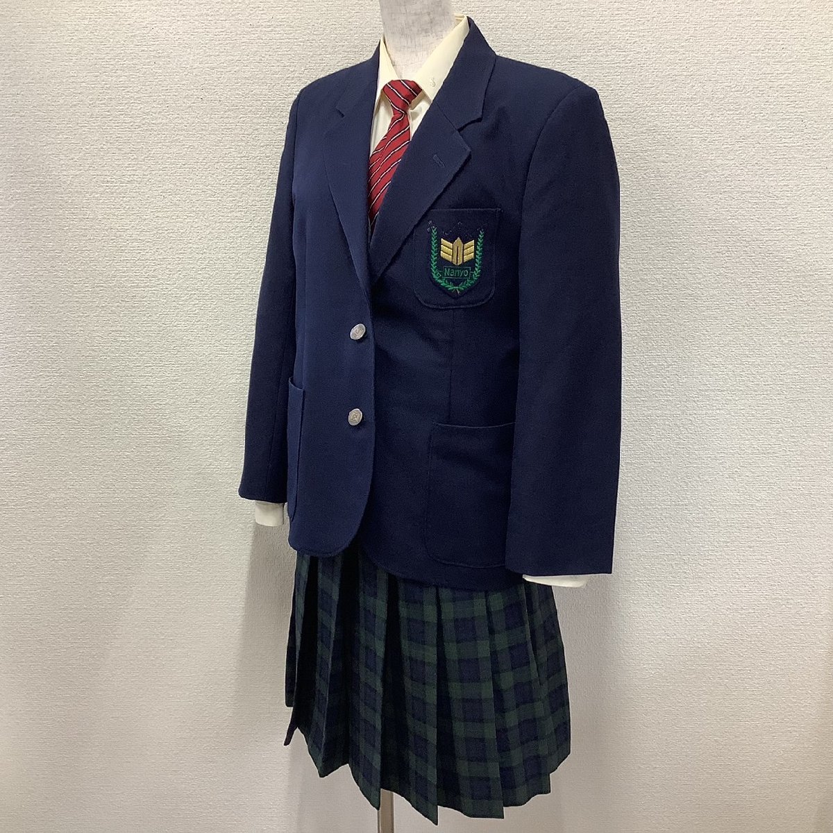 I358/Y (中古) 山形県 南陽高校 女子制服4点 /旧制服/165A/160A/W66/ブレザー/ブラウス/冬スカート/ネクタイ/冬服/チェック/制服/学生服/_画像1