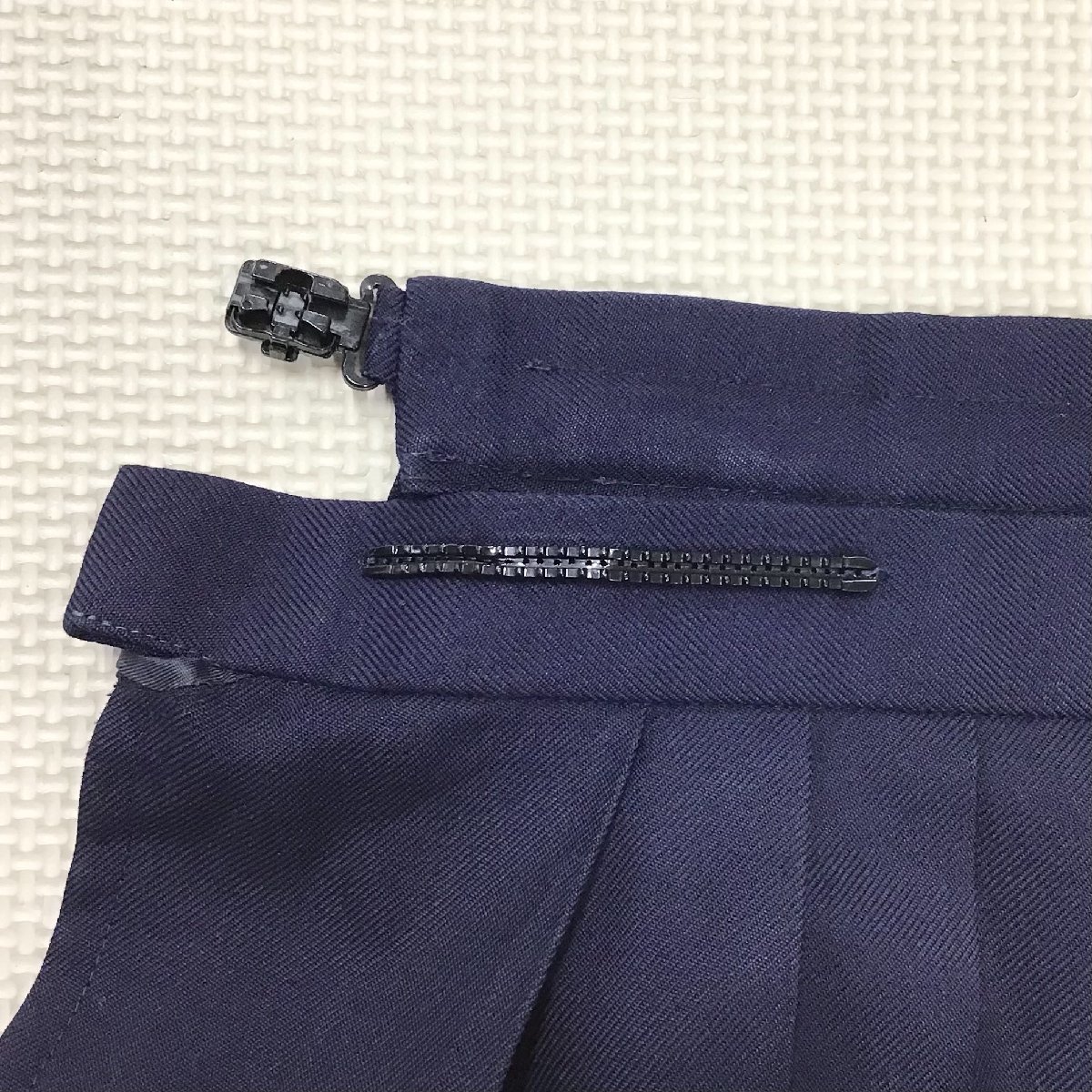 O474/(中古)兵庫方面 女子制服2点 /校名不明/M/W68/丈63.5/車ヒダ28本/白3本/冬セーラー/冬スカート/NIKKE/冬用/冬服/紺/中学/高校/学生服_画像8