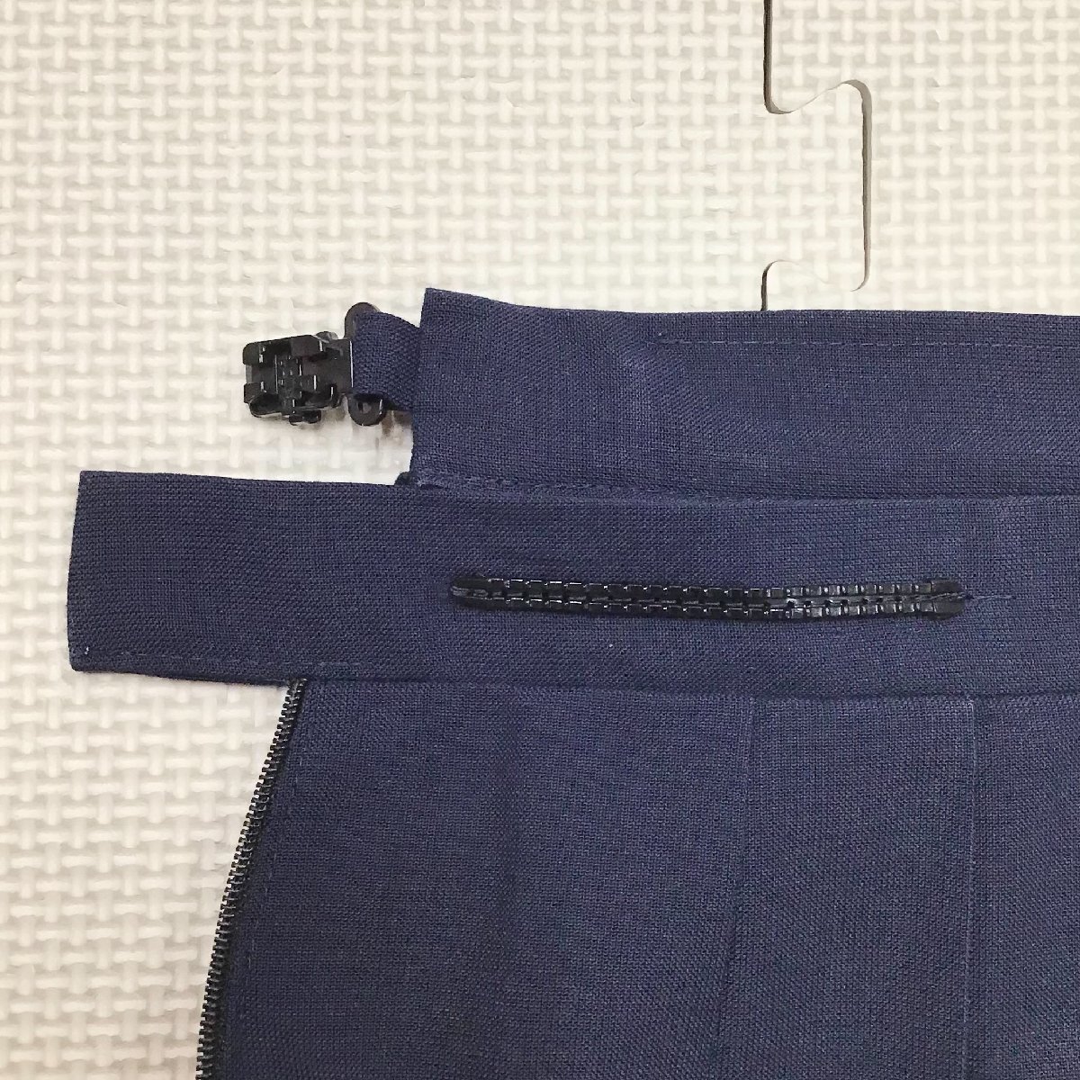 O479/(中古)大阪方面 女子制服2点 /校名不明/M/L/W80/丈63/24本/半袖セーラー/夏スカート/アカオカ/TOMBOW/青1本/夏服/中学校/高校/学生服の画像9